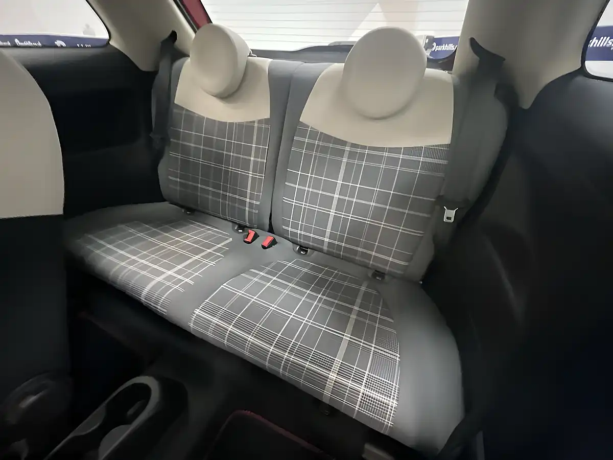 Used 2019 Fiat 500 Lounge Pasodoble Red - Interior and Exterior details 9