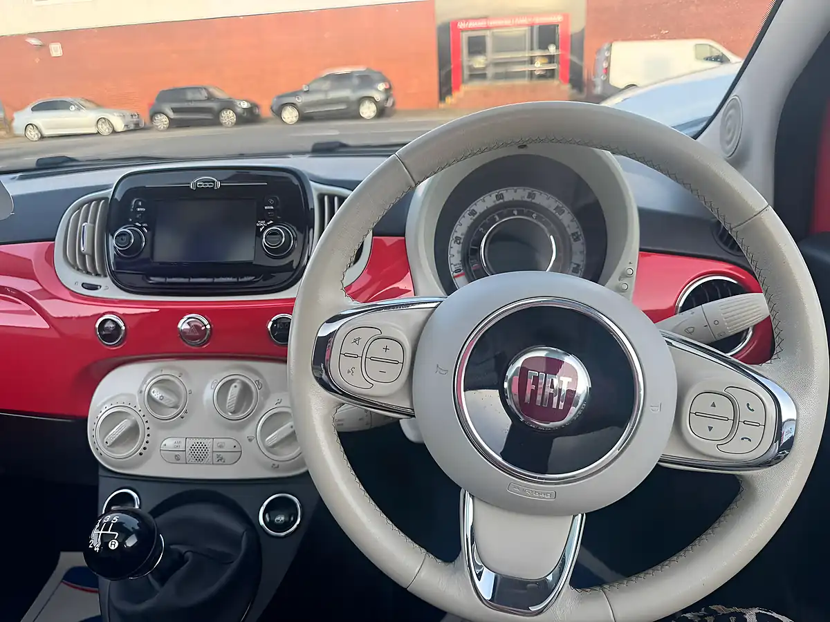 Used 2019 Fiat 500 Lounge Pink - Interior and Exterior details 10