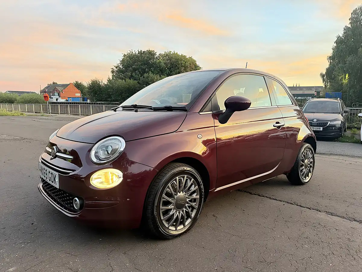 Used 2019 Fiat 500 Lounge Red - Interior and Exterior details 2