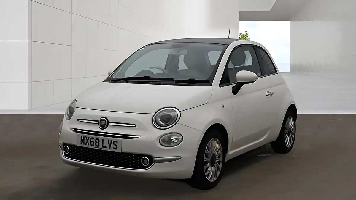 Used 2019 Fiat 500 Lounge White - Interior and Exterior details 2