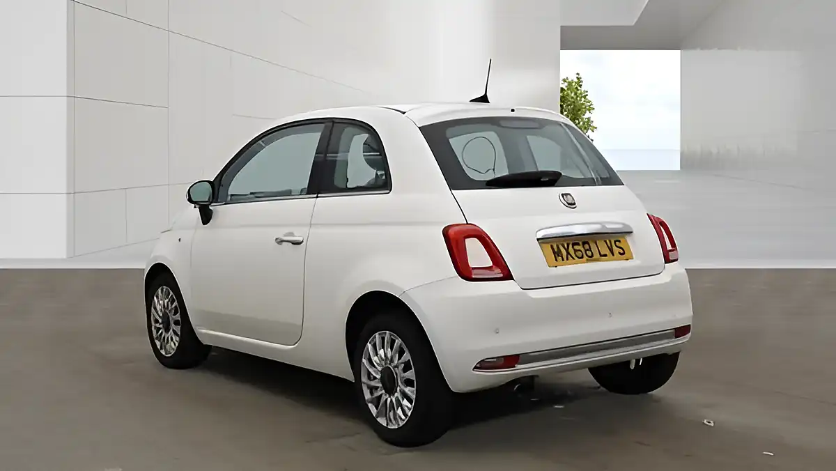 Used 2019 Fiat 500 Lounge White - Interior and Exterior details 4