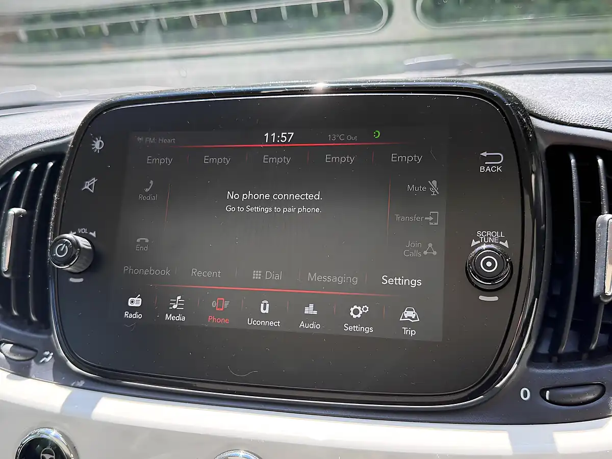 Used 2019 Fiat 500 Lounge White - Interior and Exterior details 11