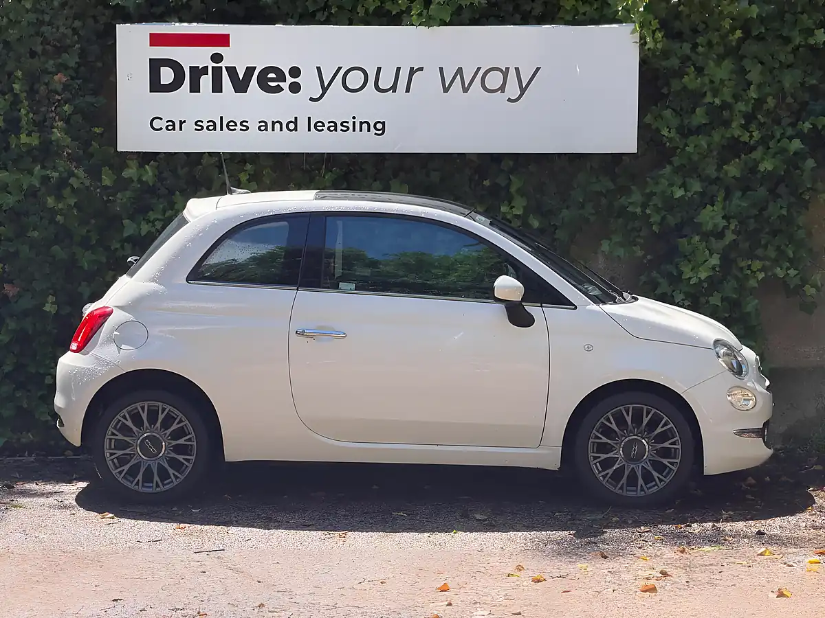Used 2019 Fiat 500 Lounge White - Interior and Exterior details 5