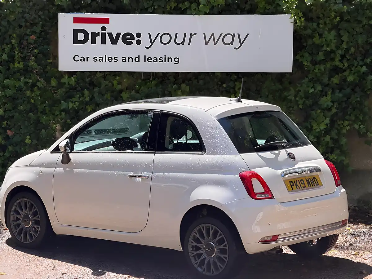 Used 2019 Fiat 500 Lounge White - Interior and Exterior details 6