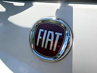 Used 2019 Fiat 500 Lounge White - Interior and Exterior details 9