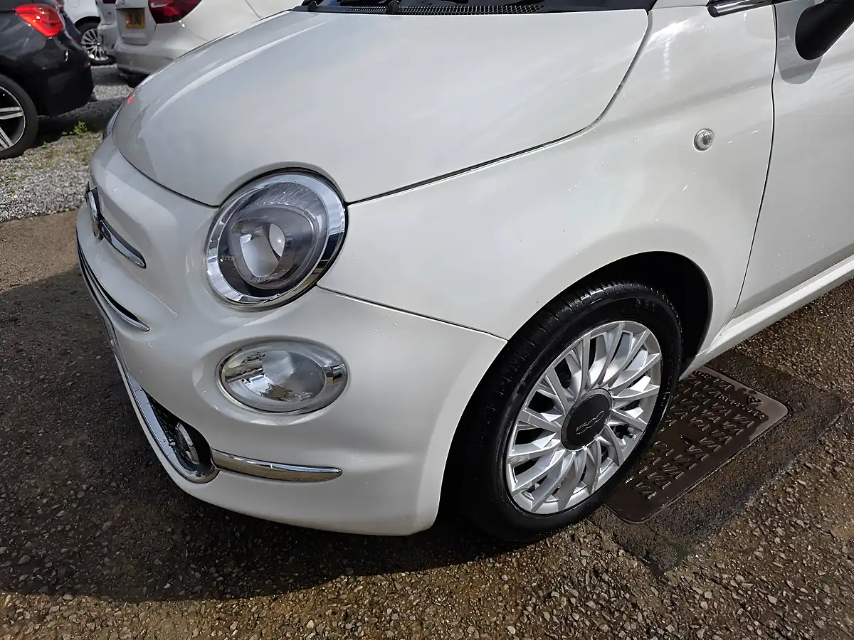 Used 2019 Fiat 500 Lounge White - Interior and Exterior details 16