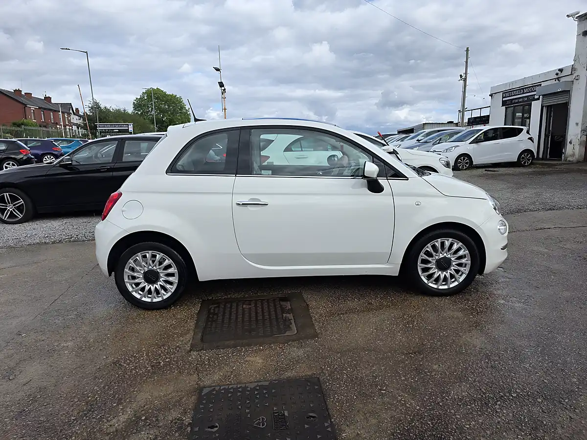 Used 2019 Fiat 500 Lounge White - Interior and Exterior details 4