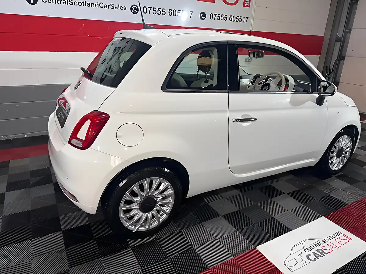 Used 2019 Fiat 500 Lounge White - Interior and Exterior details 10