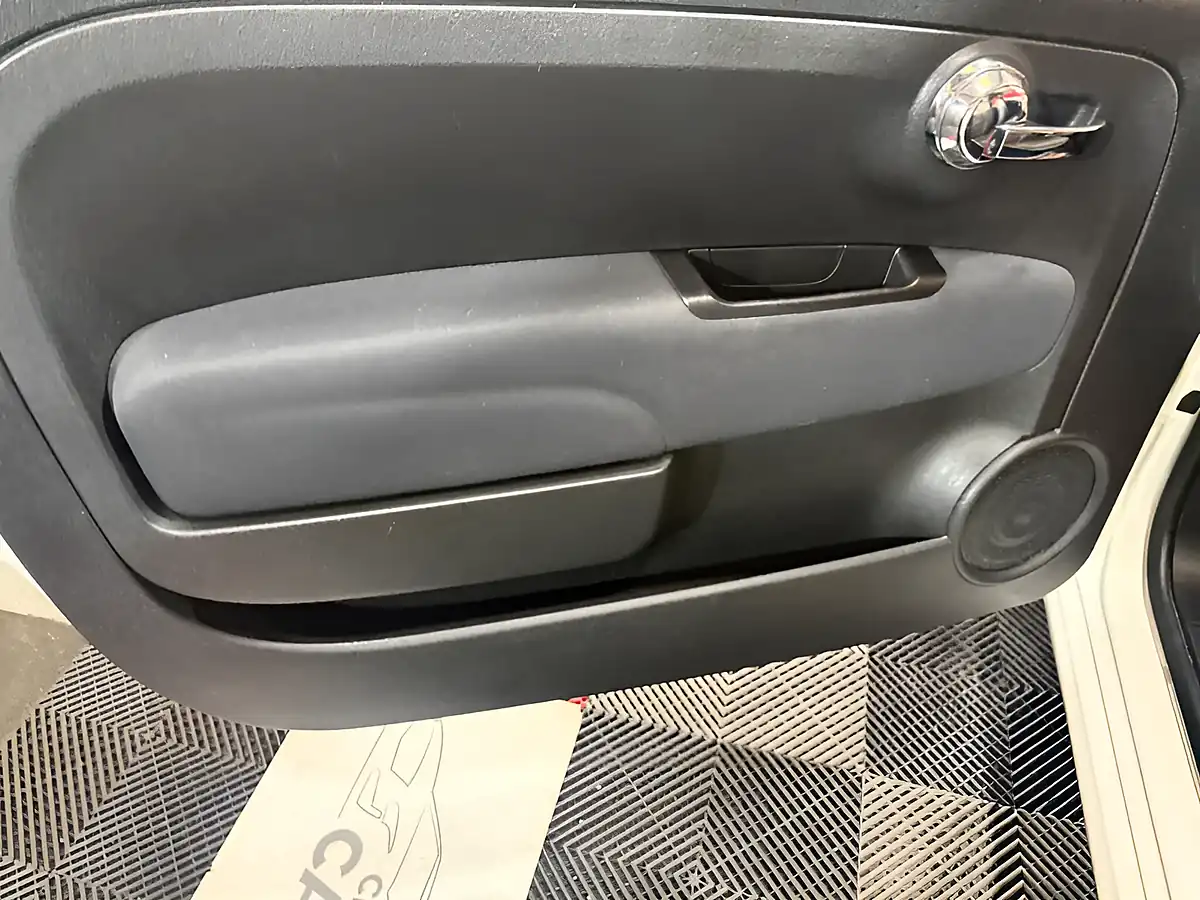 Used 2019 Fiat 500 Lounge White - Interior and Exterior details 13