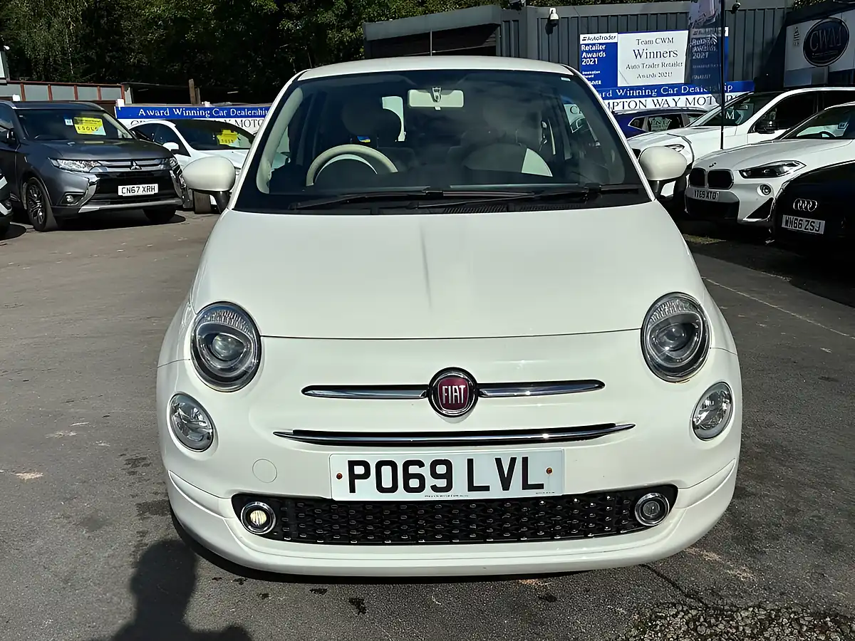 Used 2019 Fiat 500 Lounge White - Interior and Exterior details 12