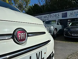 Used 2019 Fiat 500 Lounge White - Interior and Exterior details 3