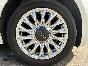 Used 2019 Fiat 500 Lounge White - Interior and Exterior details 4