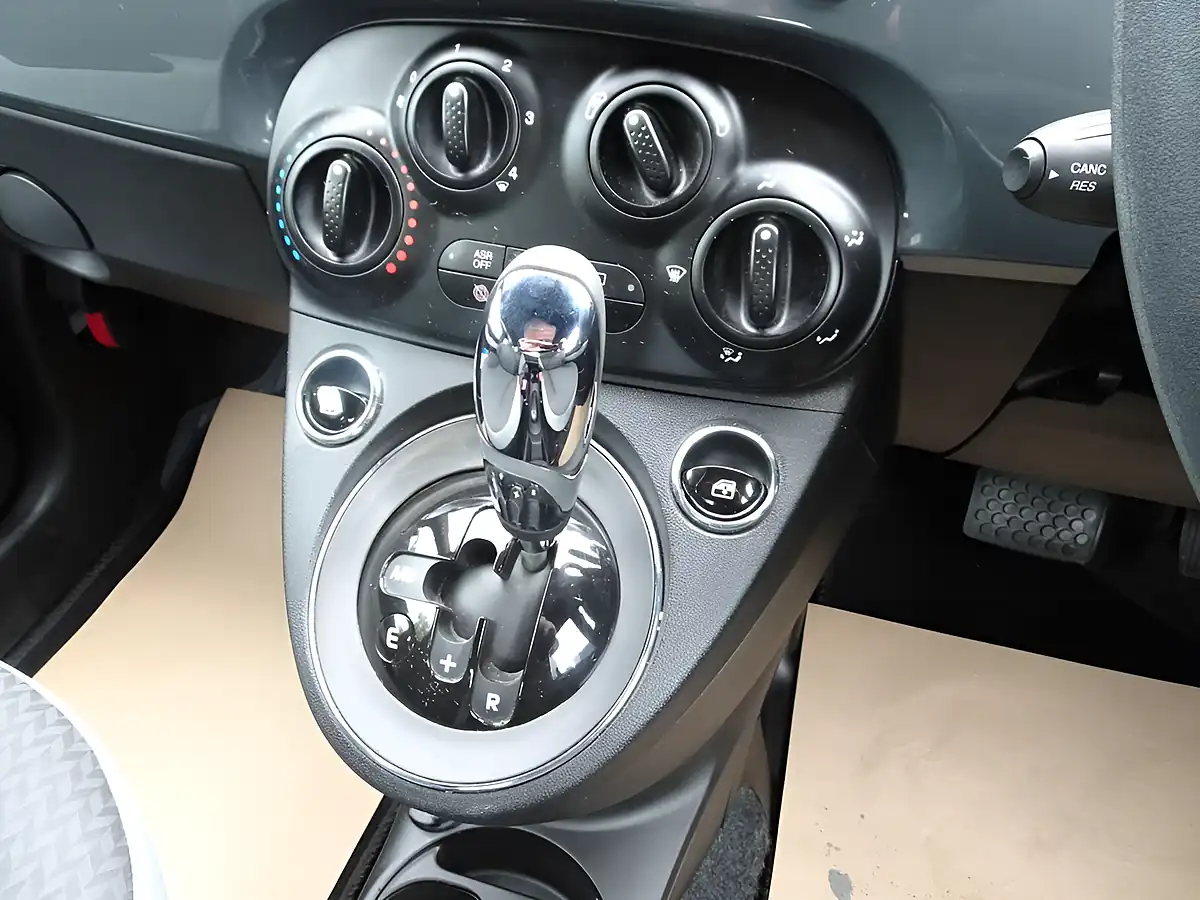 Used 2019 Fiat 500 Pop Tech House Grey - Interior and Exterior details 3