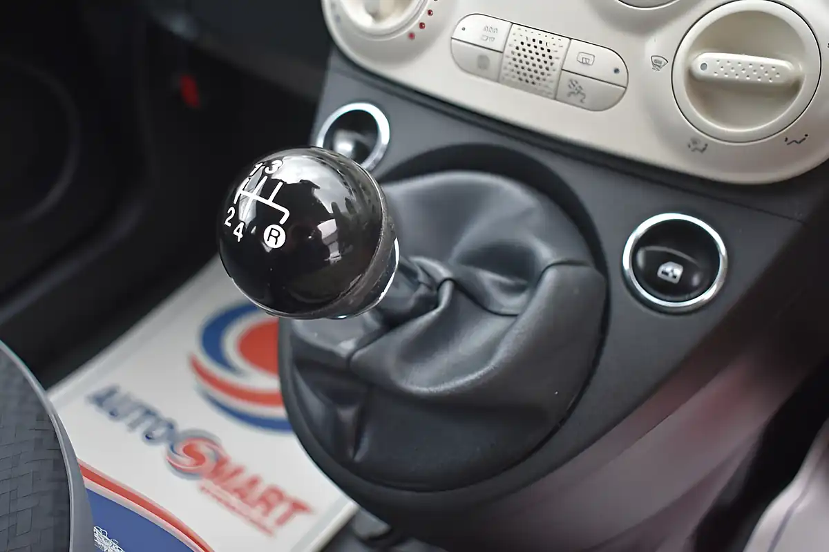 Used 2019 Fiat 500 Pop White - Interior and Exterior details 14