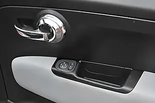 Used 2019 Fiat 500 Pop White - Interior and Exterior details 9