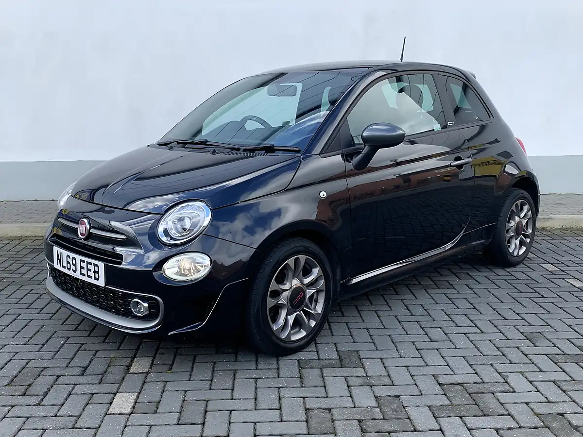 Used 2019 Fiat 500 S Black - Interior and Exterior details 4