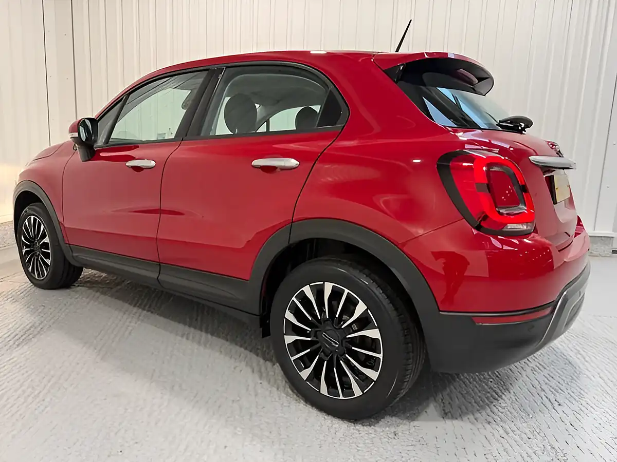 Used 2019 Fiat 500x City Cross Passione Red - Interior and Exterior details 5