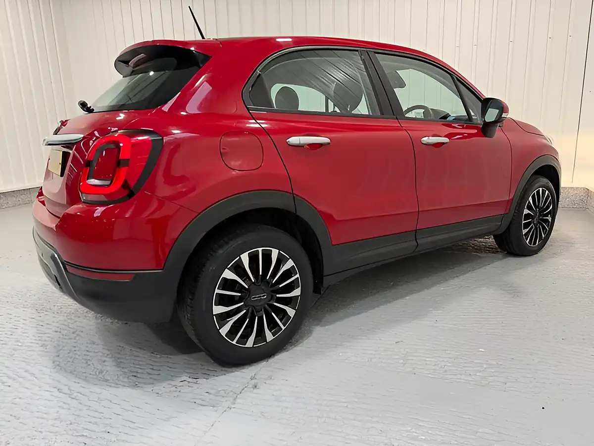Used 2019 Fiat 500x City Cross Passione Red - Interior and Exterior details 7