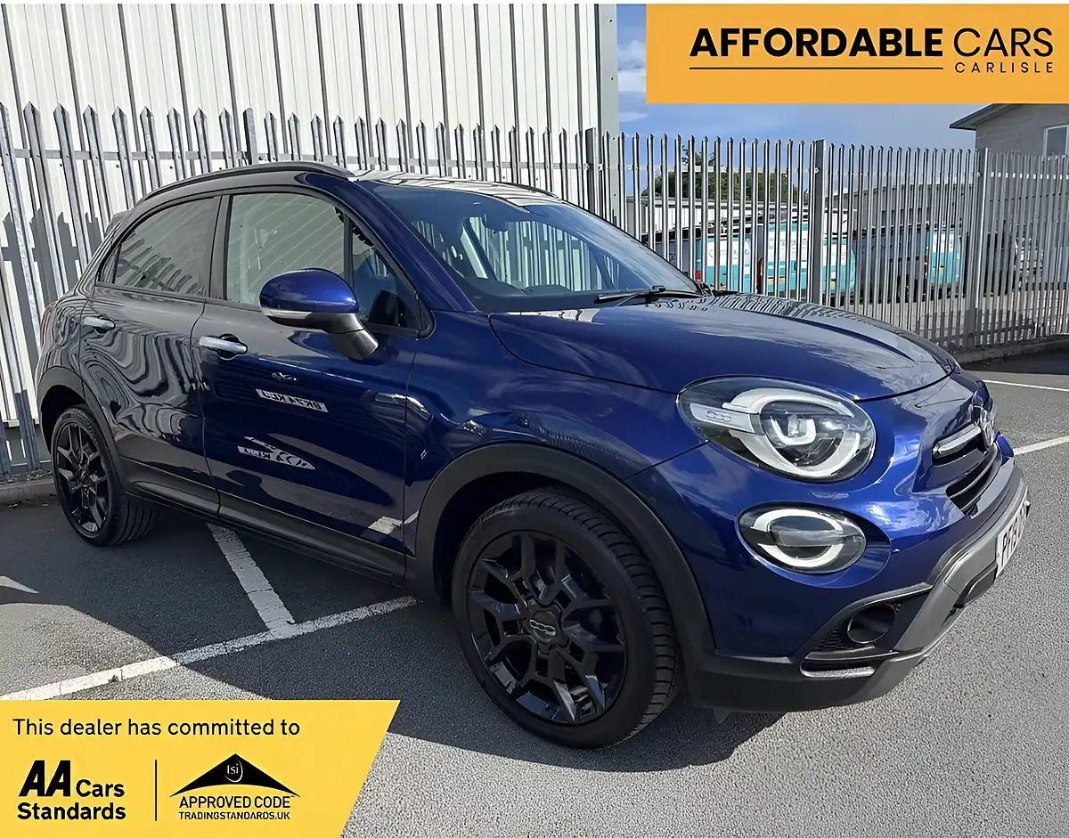 Used 2019 Fiat 500X Cross Plus Blue - Front View