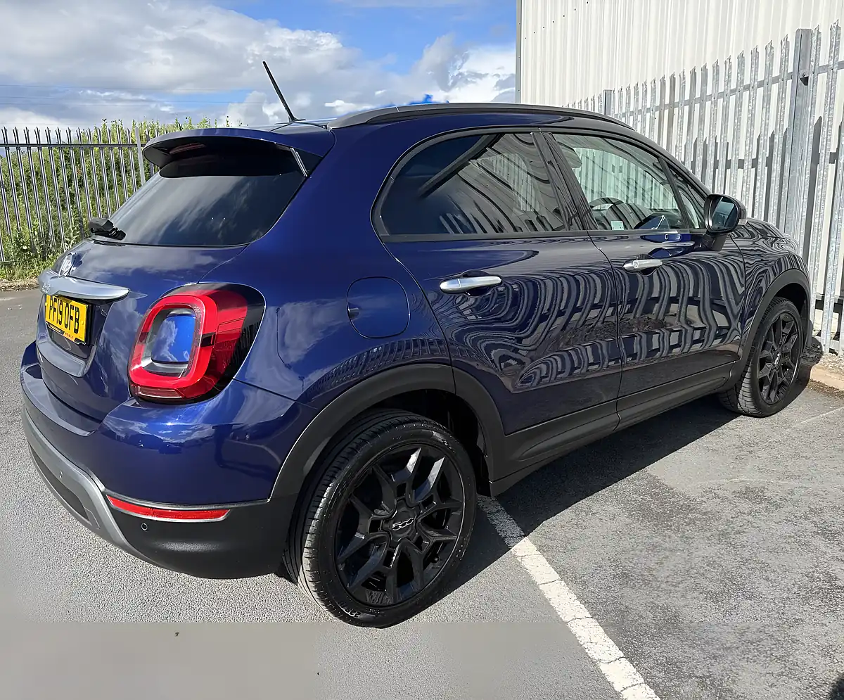 Used 2019 Fiat 500X Cross Plus Blue - Interior and Exterior details 5