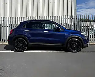 Used 2019 Fiat 500X Cross Plus Blue - Interior and Exterior details 7