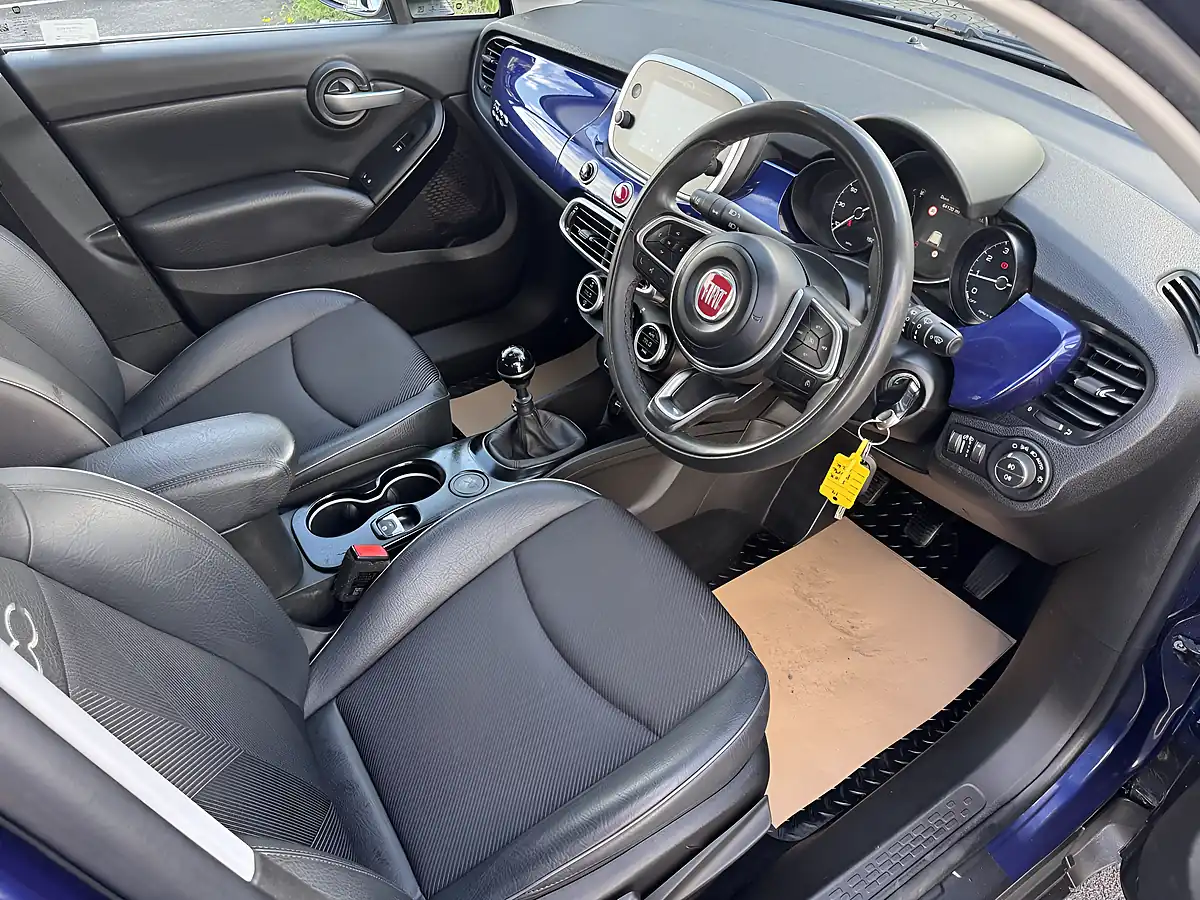Used 2019 Fiat 500X Cross Plus Blue - Interior and Exterior details 9