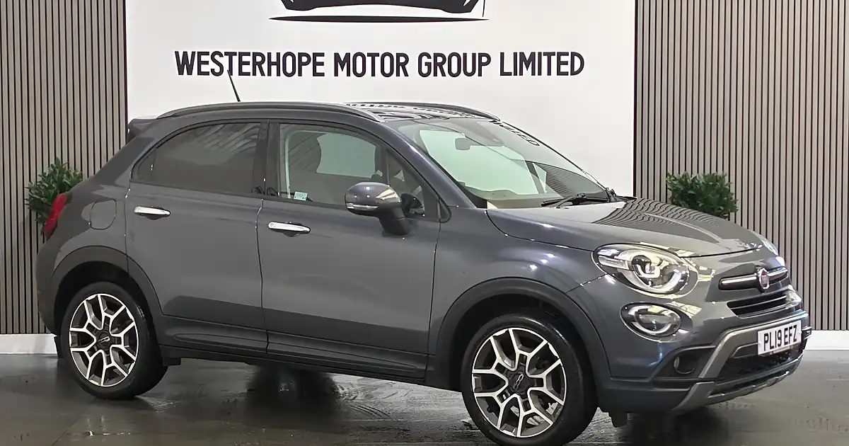Used 2019 Fiat 500X Cross Plus Grey - Front View
