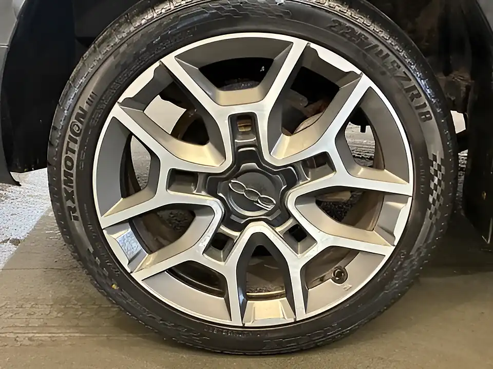 Used 2019 Fiat 500X Cross Plus Grey - Interior and Exterior details 14