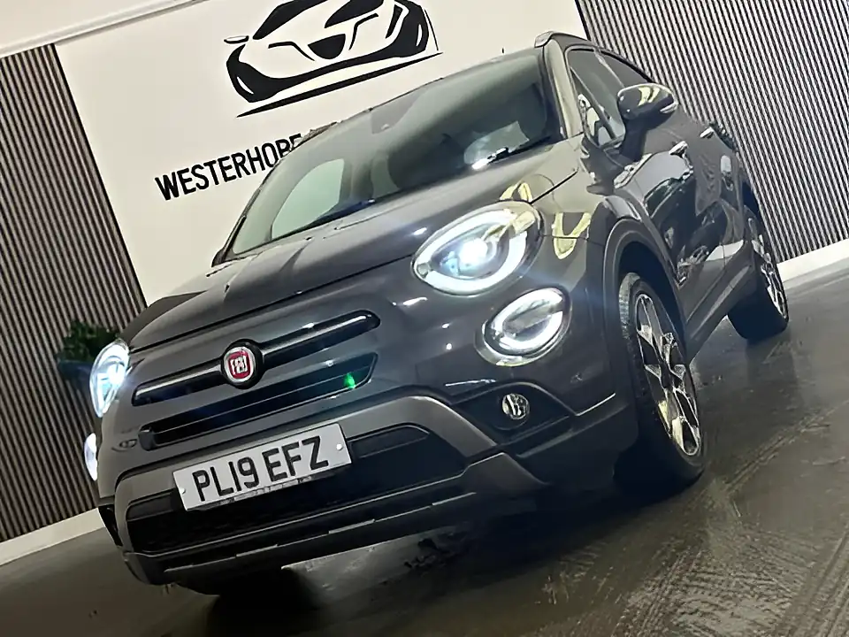 Used 2019 Fiat 500X Cross Plus Grey - Interior and Exterior details 6