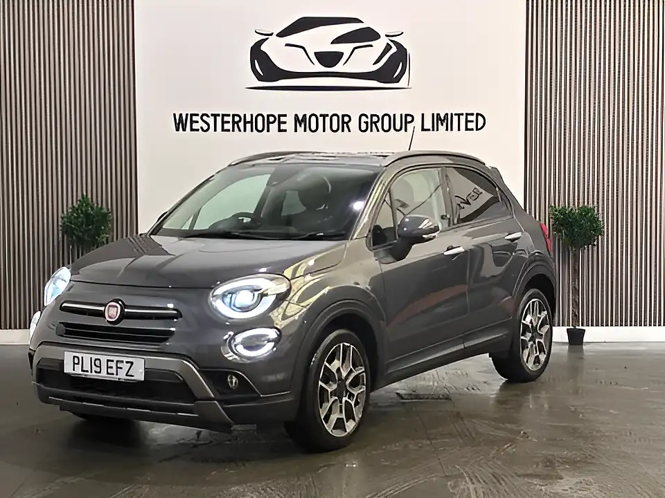 Used 2019 Fiat 500X Cross Plus Grey - Interior and Exterior details 9