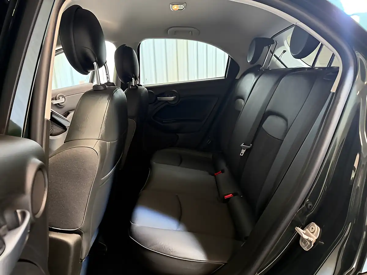 Used 2019 Fiat 500X Cross Plus Techno Green - Interior and Exterior details 13