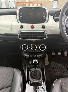 Used 2019 Fiat 500X Cross Plus White - Interior and Exterior details 12