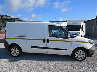 Used 2019 Fiat Doblo Maxi Sx White - Interior and Exterior details 10