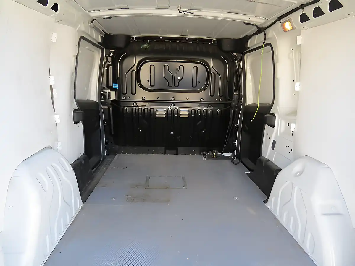 Used 2019 Fiat Doblo Maxi Sx White - Interior and Exterior details 2