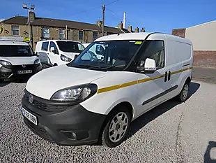 Used 2019 Fiat Doblo Maxi Sx White - Interior and Exterior details 4