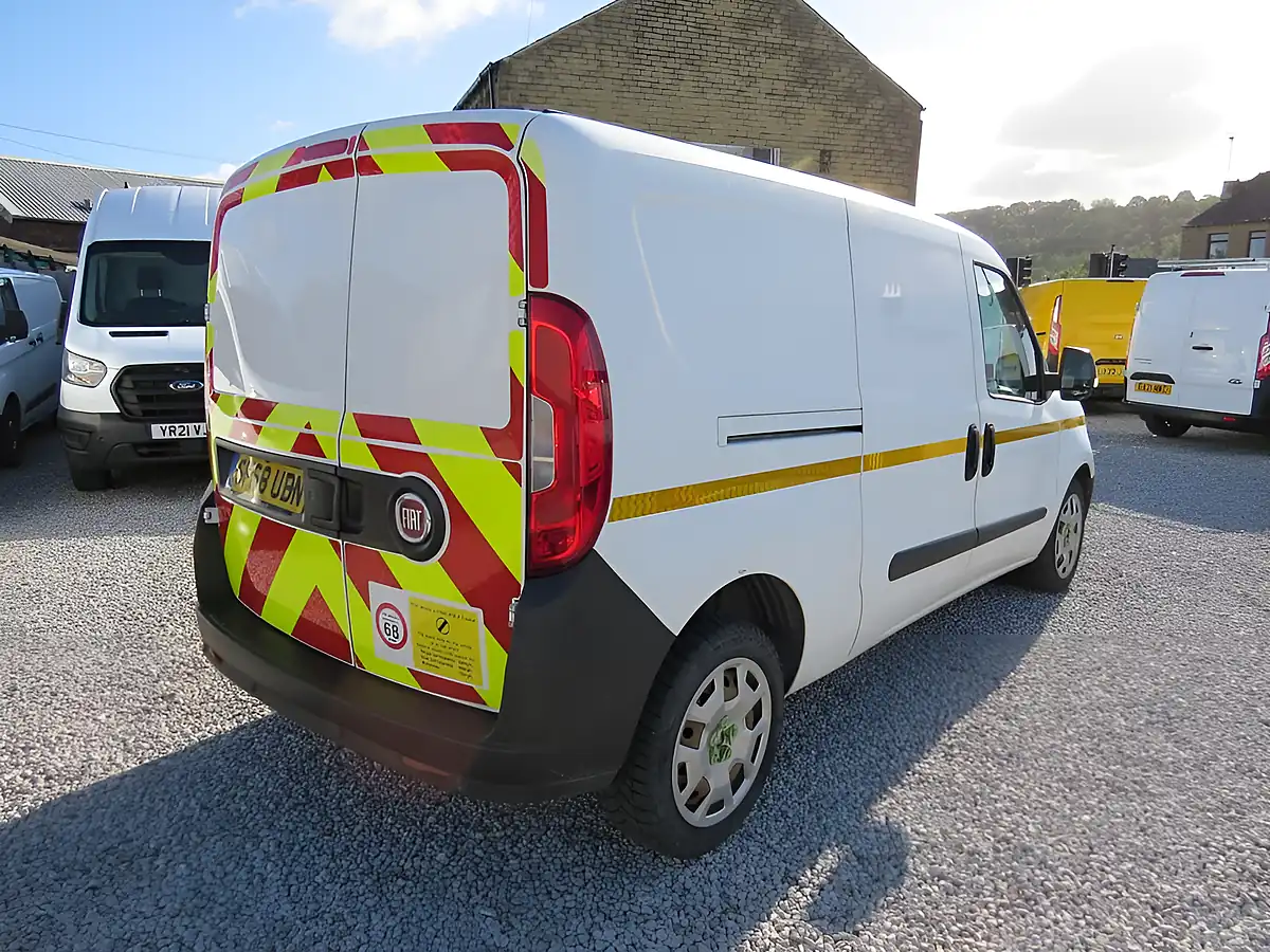Used 2019 Fiat Doblo Maxi Sx White - Interior and Exterior details 9