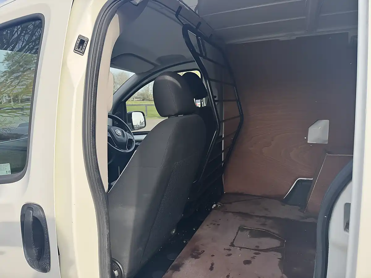 Used 2019 Fiat Fiorino Tecnico White - Interior and Exterior details 13