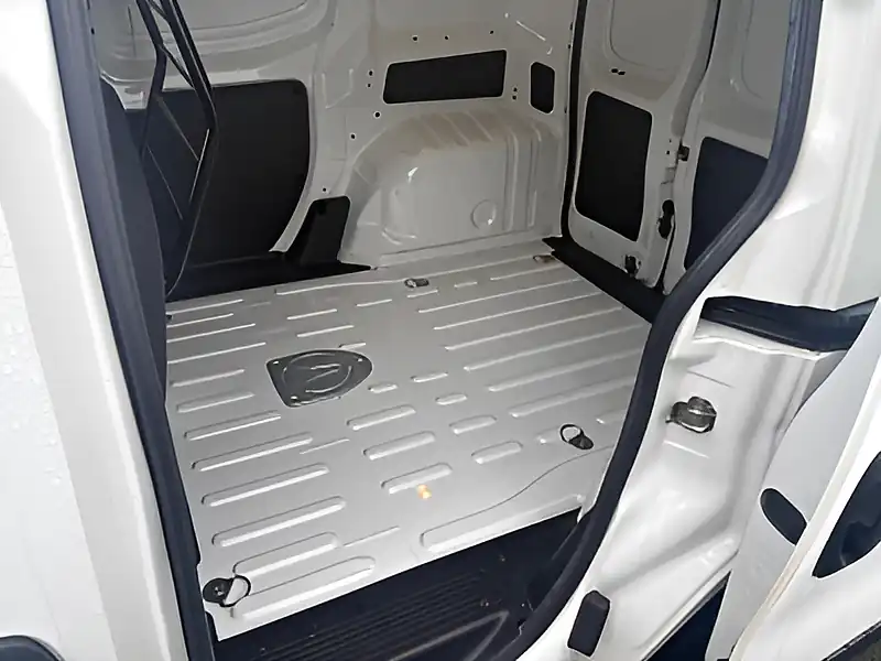Used 2019 Fiat Fiorino Tecnico White - Interior and Exterior details 11
