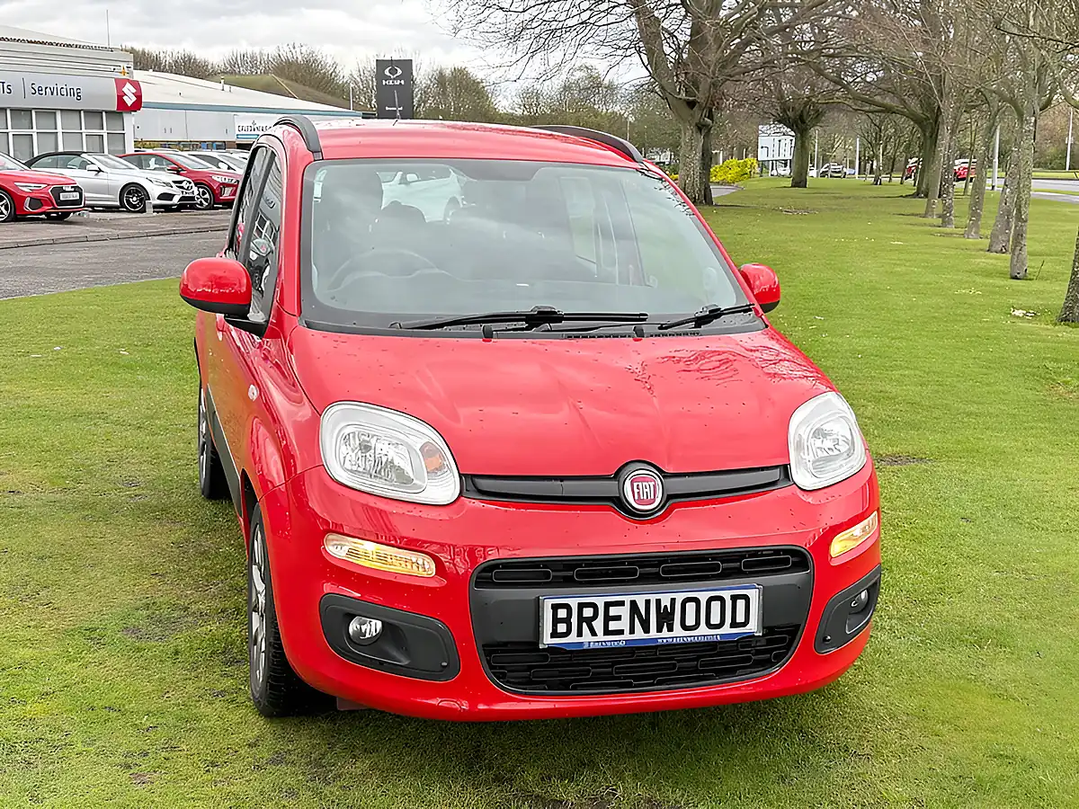 Used 2019 Fiat Panda Lounge Red - Interior and Exterior details 2