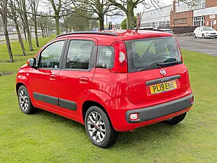 Used 2019 Fiat Panda Lounge Red - Interior and Exterior details 6