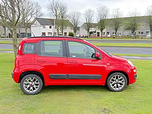 Used 2019 Fiat Panda Lounge Red - Interior and Exterior details 7
