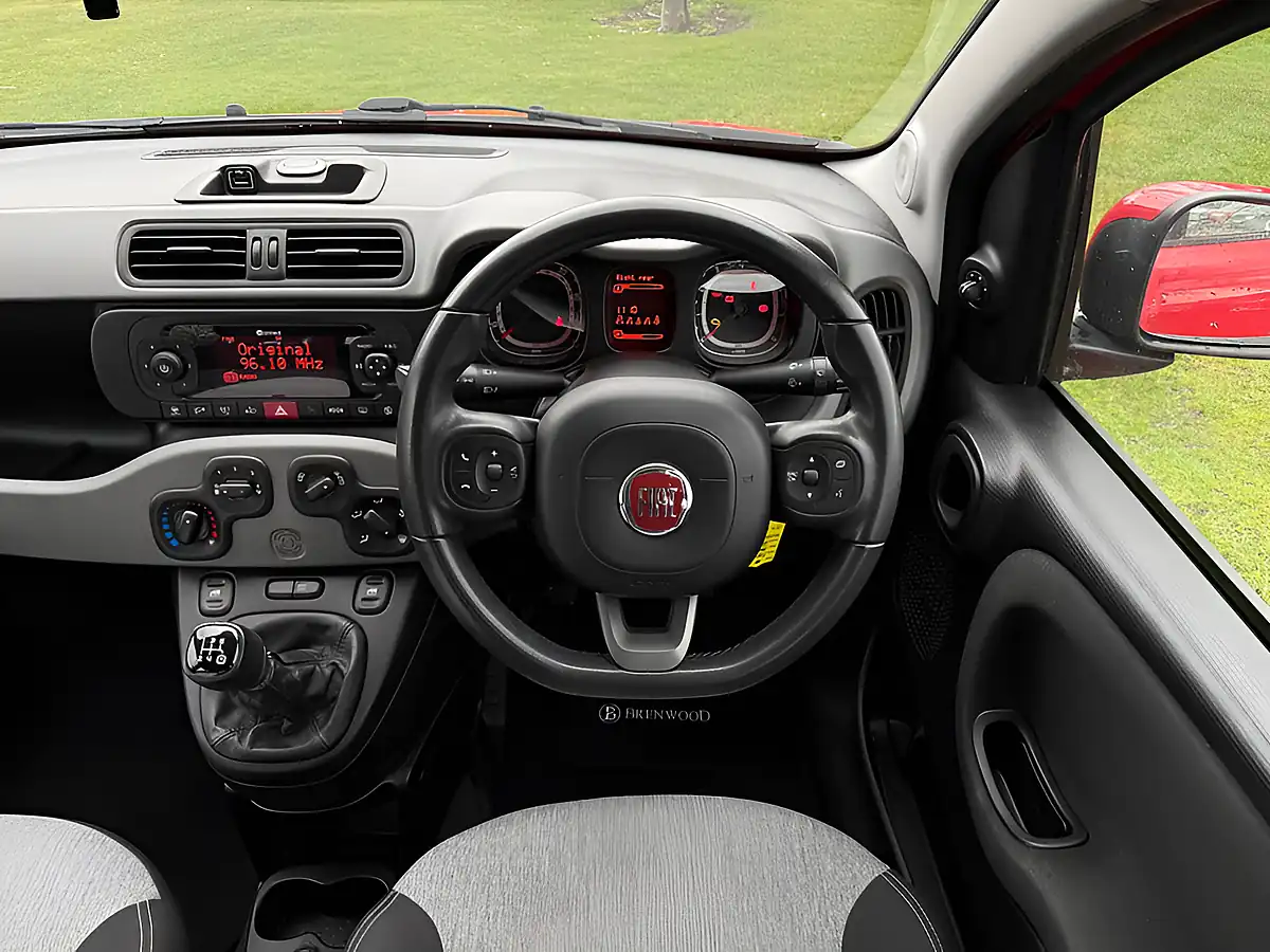 Used 2019 Fiat Panda Lounge Red - Interior and Exterior details 8