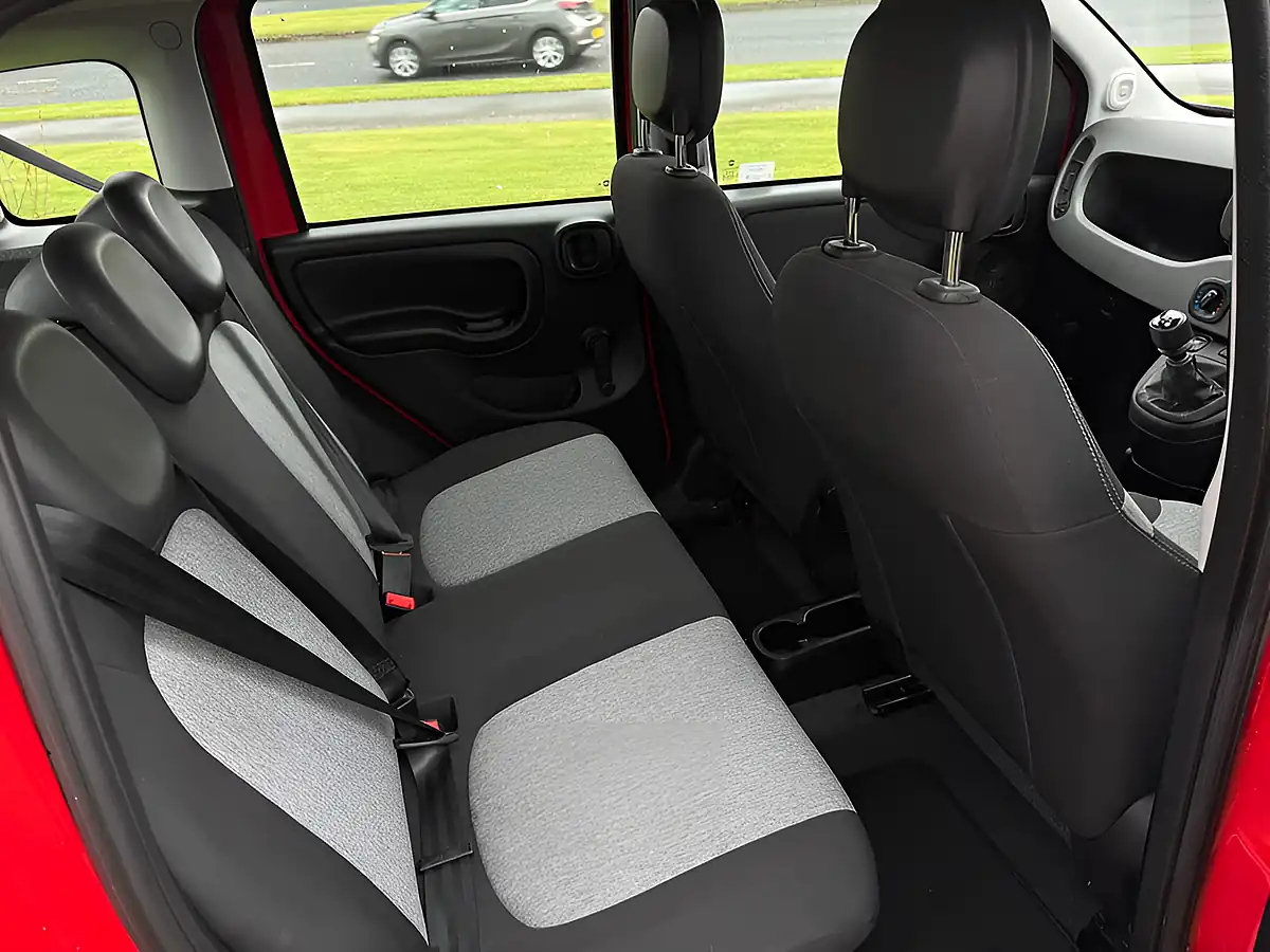 Used 2019 Fiat Panda Lounge Red - Interior and Exterior details 9