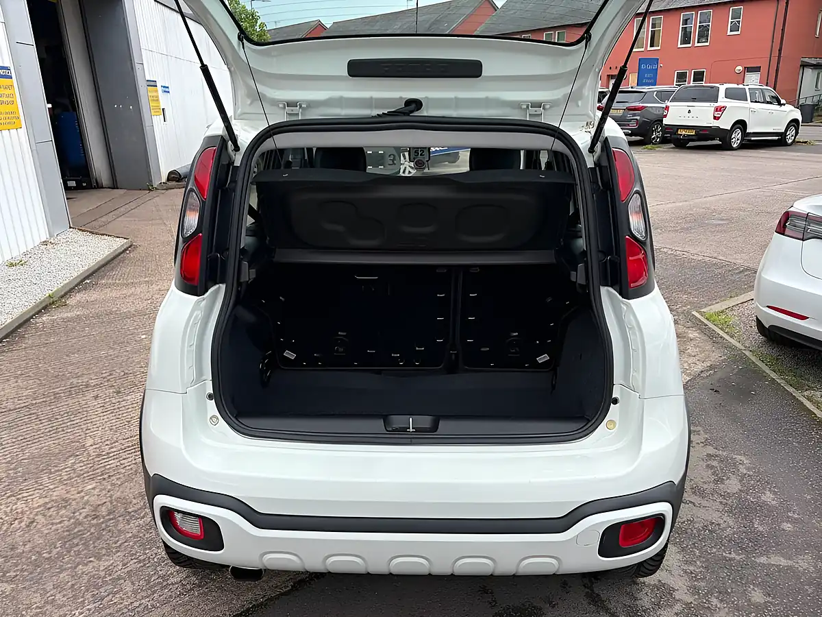 Used 2019 Fiat Panda Waze White - Interior and Exterior details 10