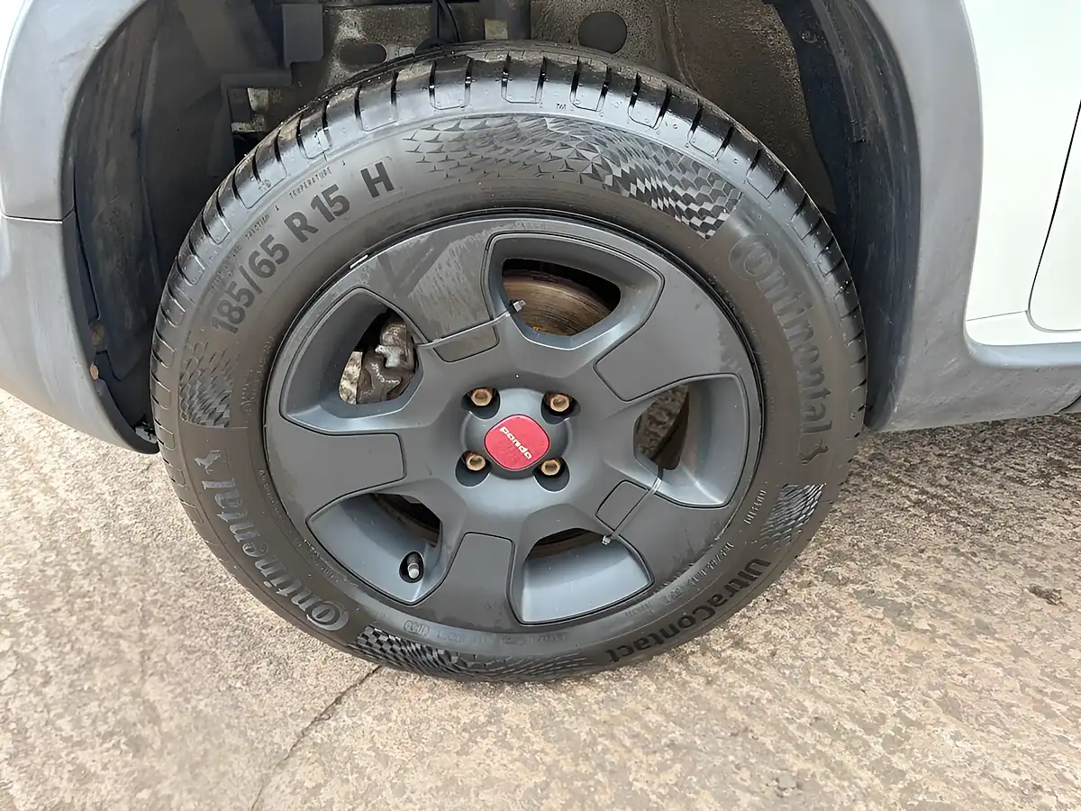Used 2019 Fiat Panda Waze White - Interior and Exterior details 3
