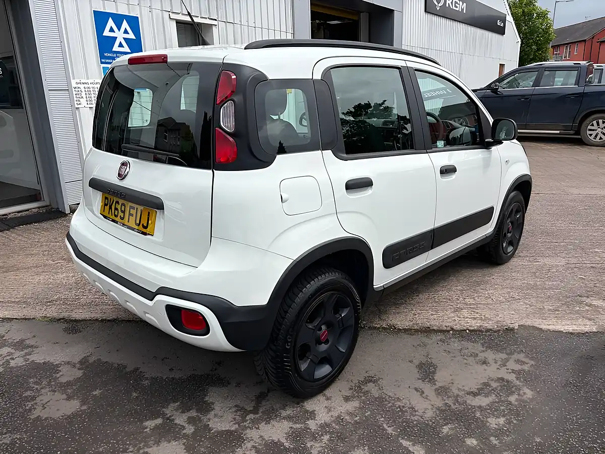 Used 2019 Fiat Panda Waze White - Interior and Exterior details 8