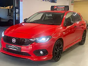 Used 2019 Fiat Tipo Sport Red - Interior and Exterior details 5