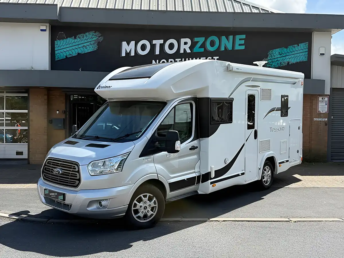 Used 2019 Ford Benimar 483 Tessoro White - Front View
