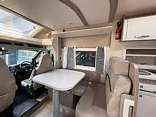 Used 2019 Ford Benimar 483 Tessoro White - Interior and Exterior details 3