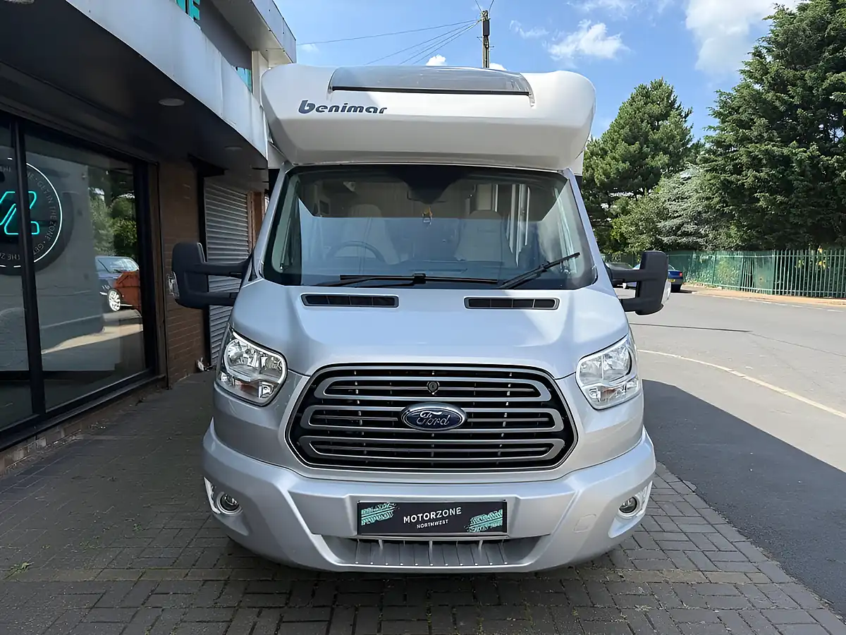 Used 2019 Ford Benimar 483 Tessoro White - Interior and Exterior details 8